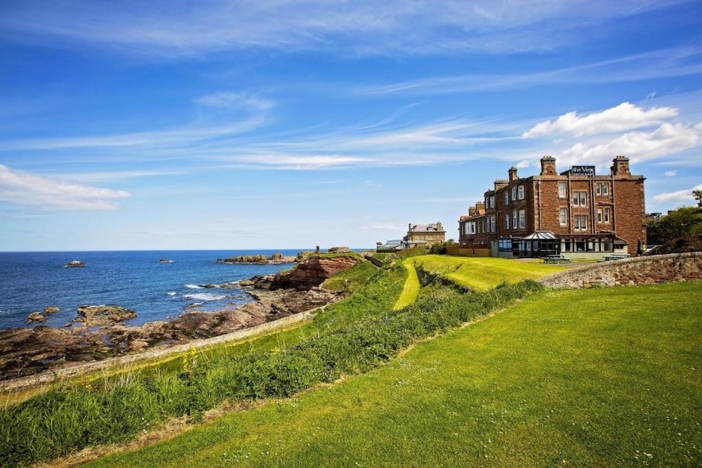 Bayswell Hotel And Restaurant 41/50