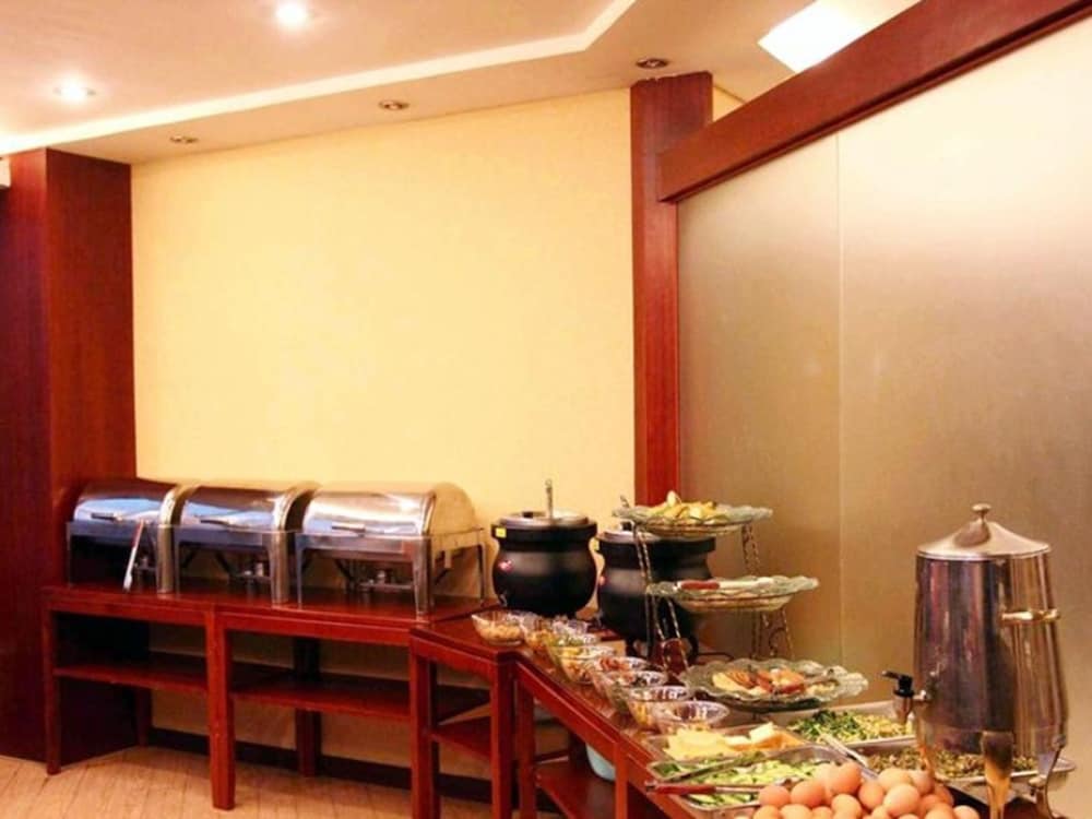 GreenTree Inn Huaian Chuzhou Dadao Hotel 27/31