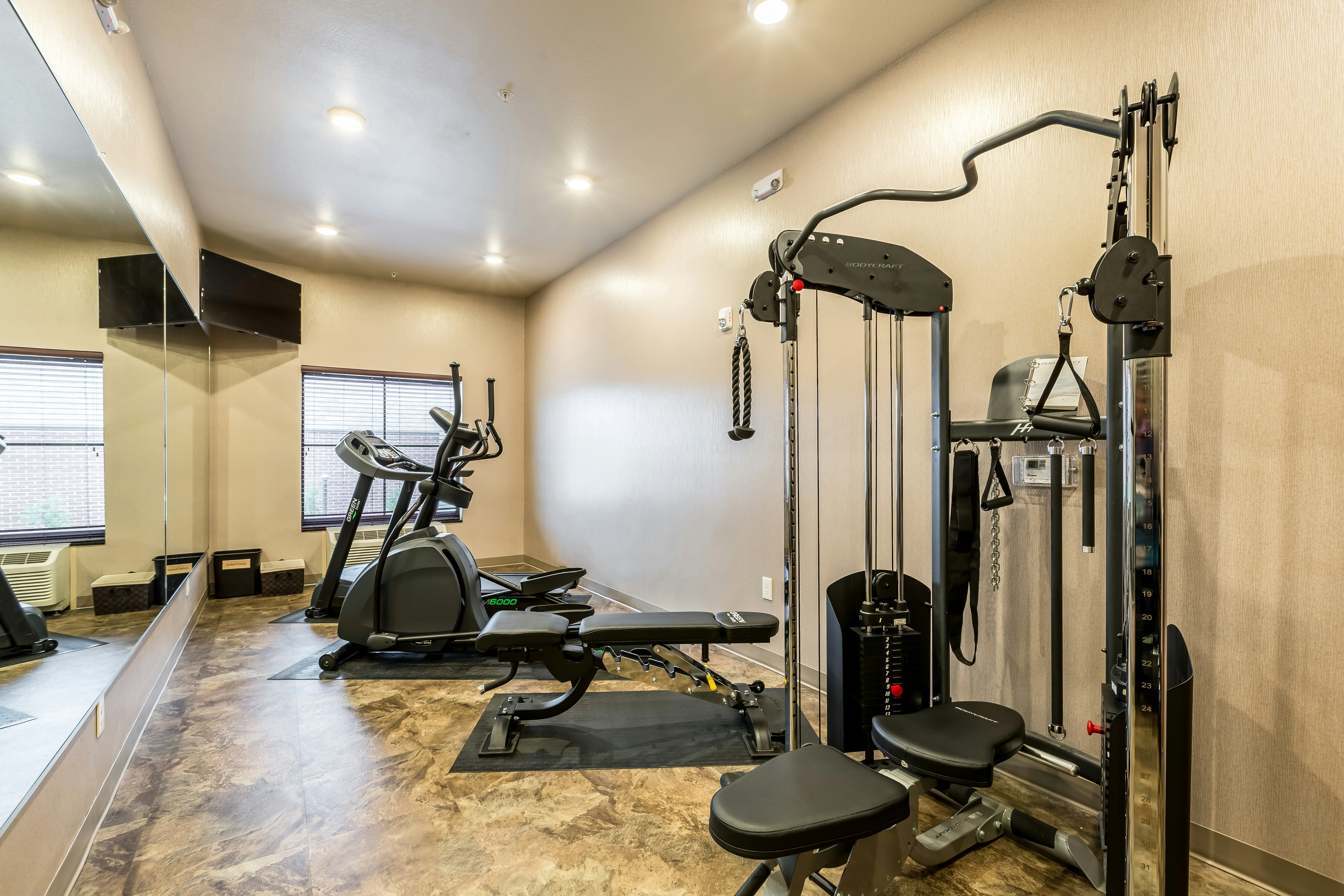 Cobblestone Hotel & Suites – Stevens Point 33/55