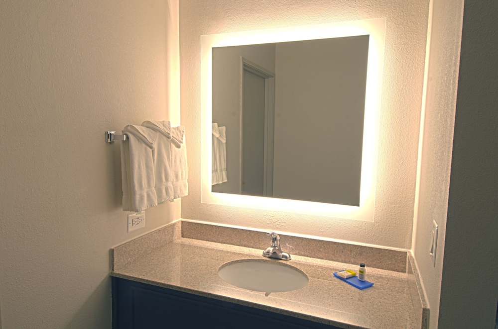 Holiday Inn Express Hotel And Suites Chicago Libertyville 29/63