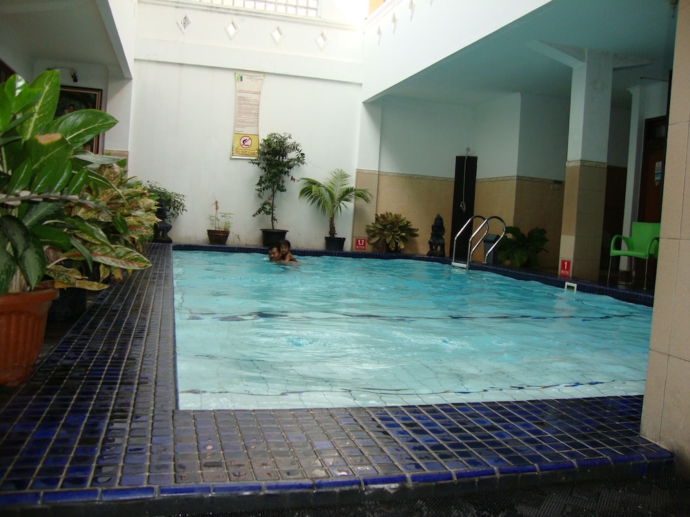 Gloria Amanda Hotel 34/35