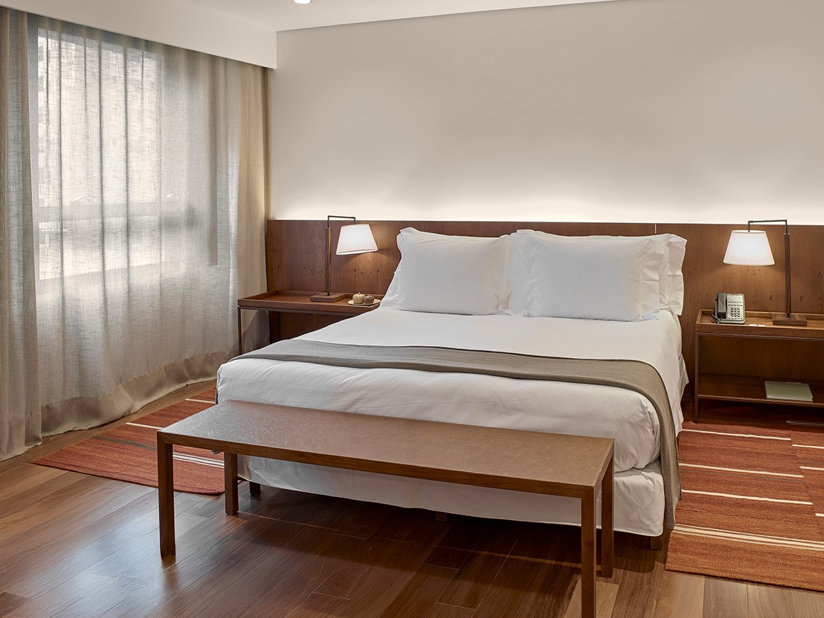 Superior, Triple, King Bed