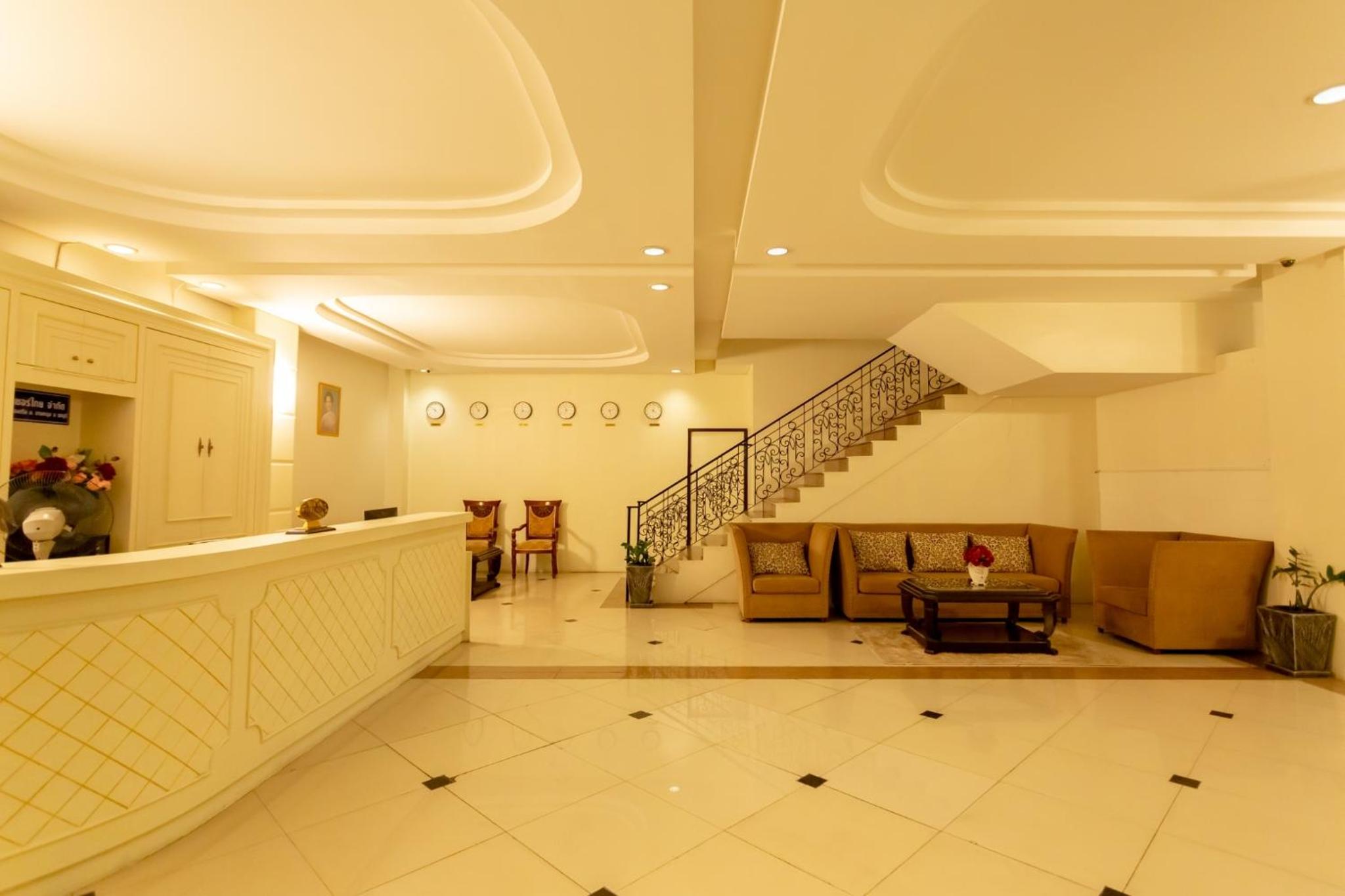 Ivory Palace Hotel 12/50