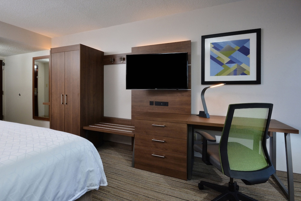 Holiday Inn Express Durham 20/44