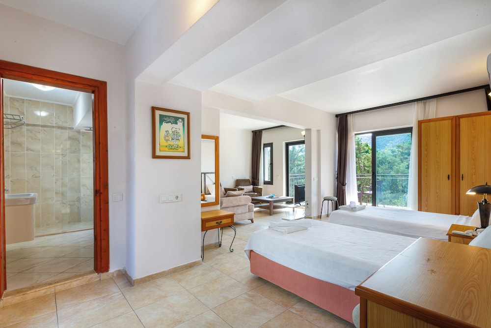 KULUBE HOTEL 15/50