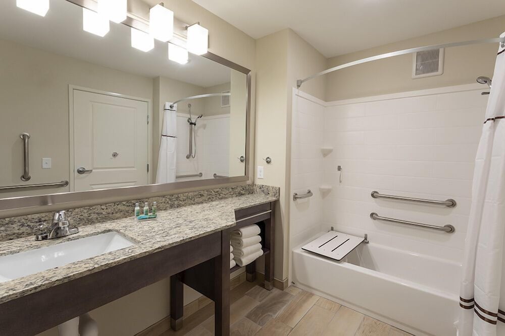 Grandstay Hotel and Suites Milbank 32/34