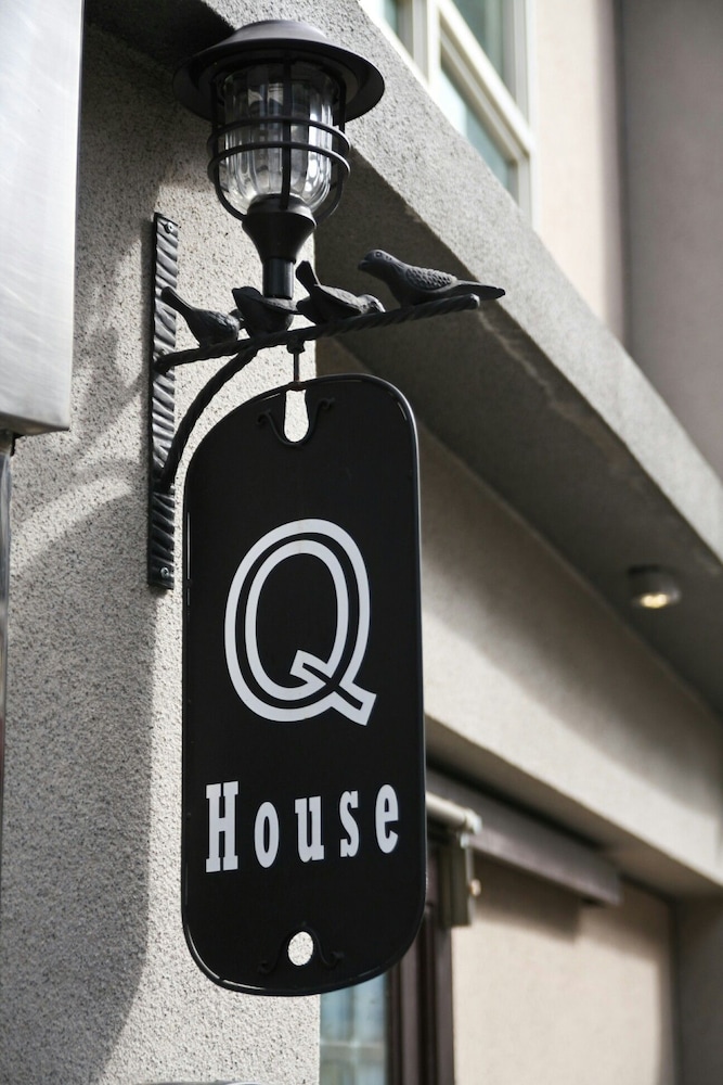 Q House 19/35