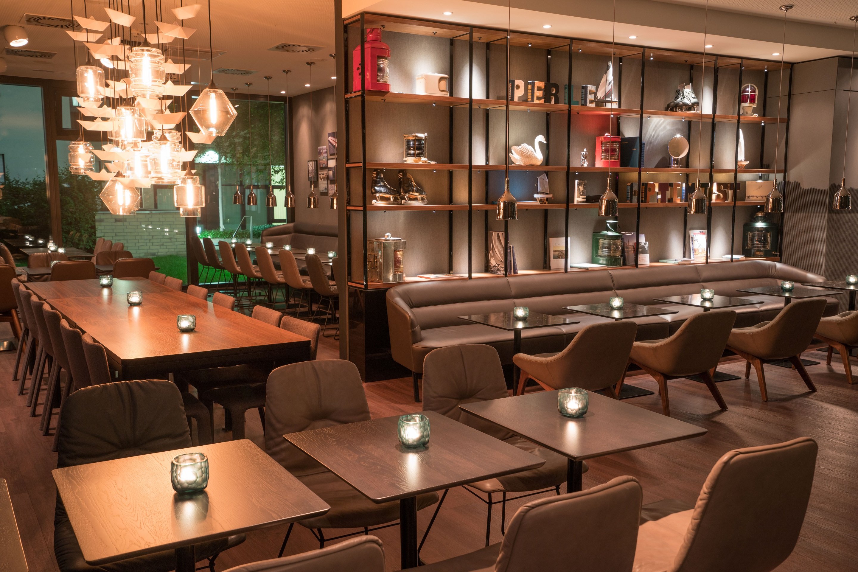 Hotel Motel One Hamburg-Alster 40/50