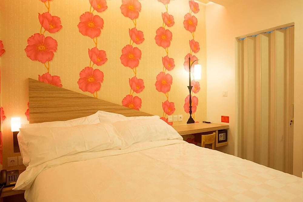 deMira Hotel Gubeng Surabaya 17/26