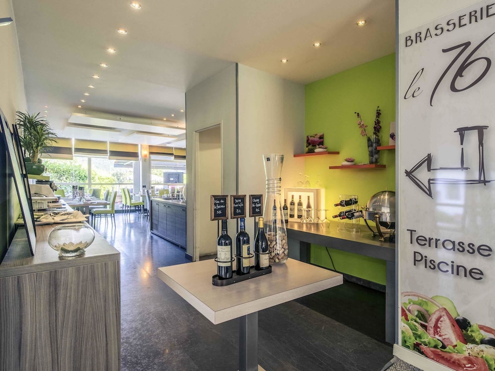 Mercure Annecy Sud 58/70
