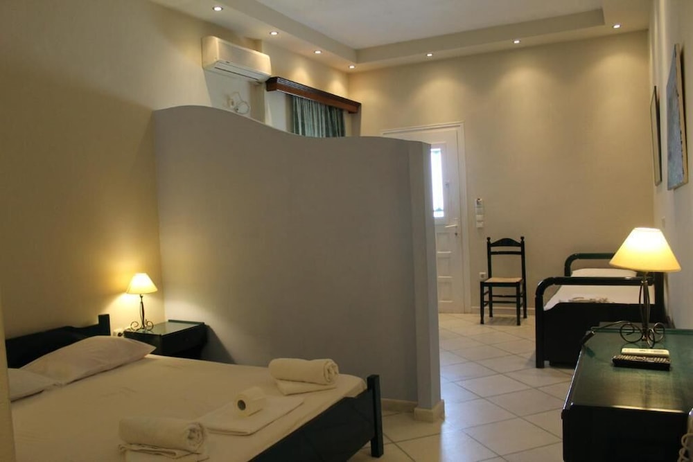 Sea View Apartments and Studios 20/50