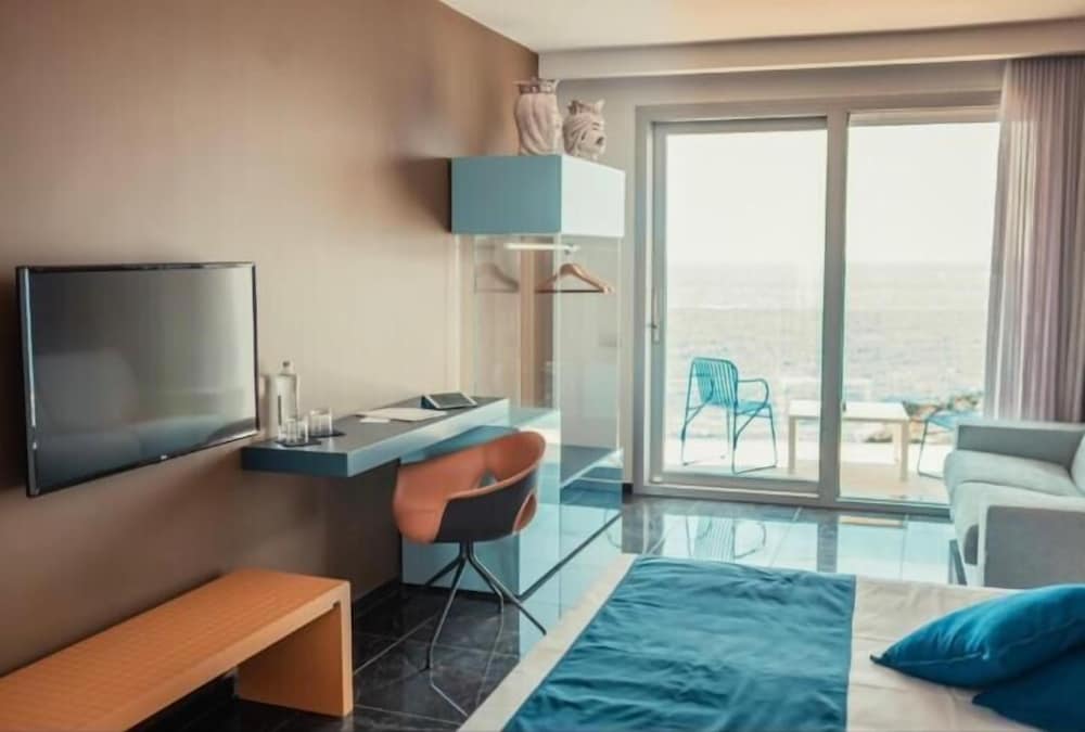 Nautilus Hotel 33/50