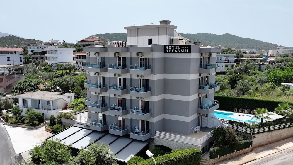 Hotel Heksamil 2/50