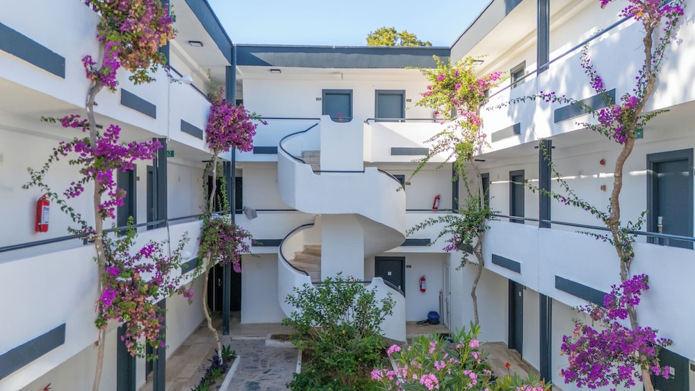 Ladonia Hotels Luna Beach Resort 14/61