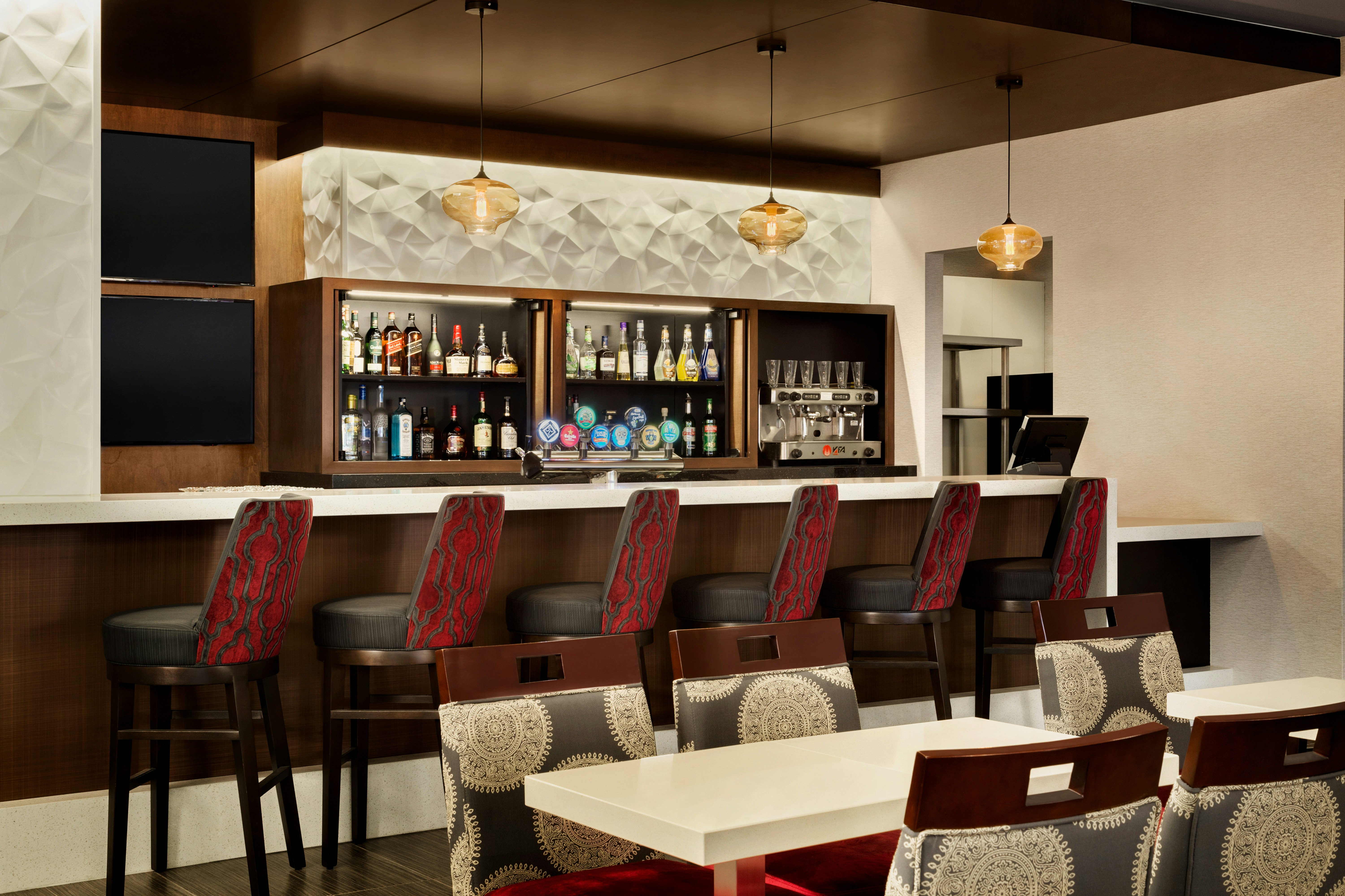 Doubletree By Hilton Toronto Airport West 10/24