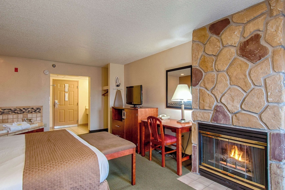Park Tower Inn 30/55