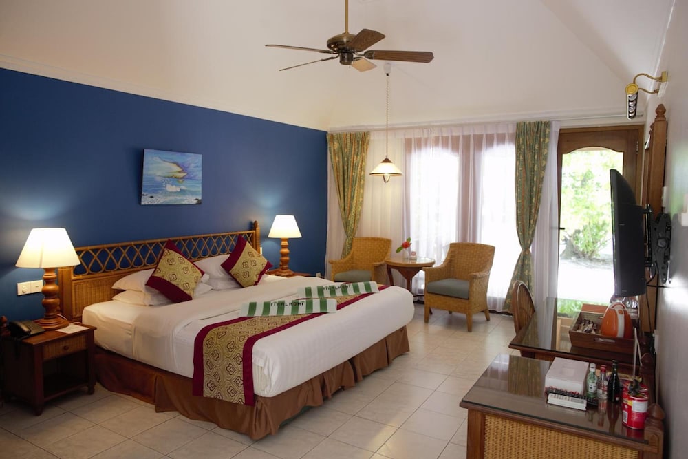 Fihalhohi Maldives 11/61