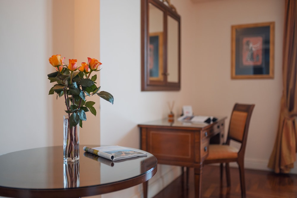 Grand Hotel San Pietro 58/64