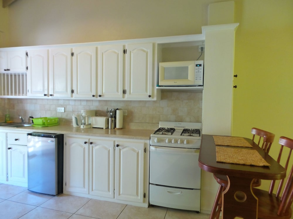 Grooms Beach Villa And Resort 44/62