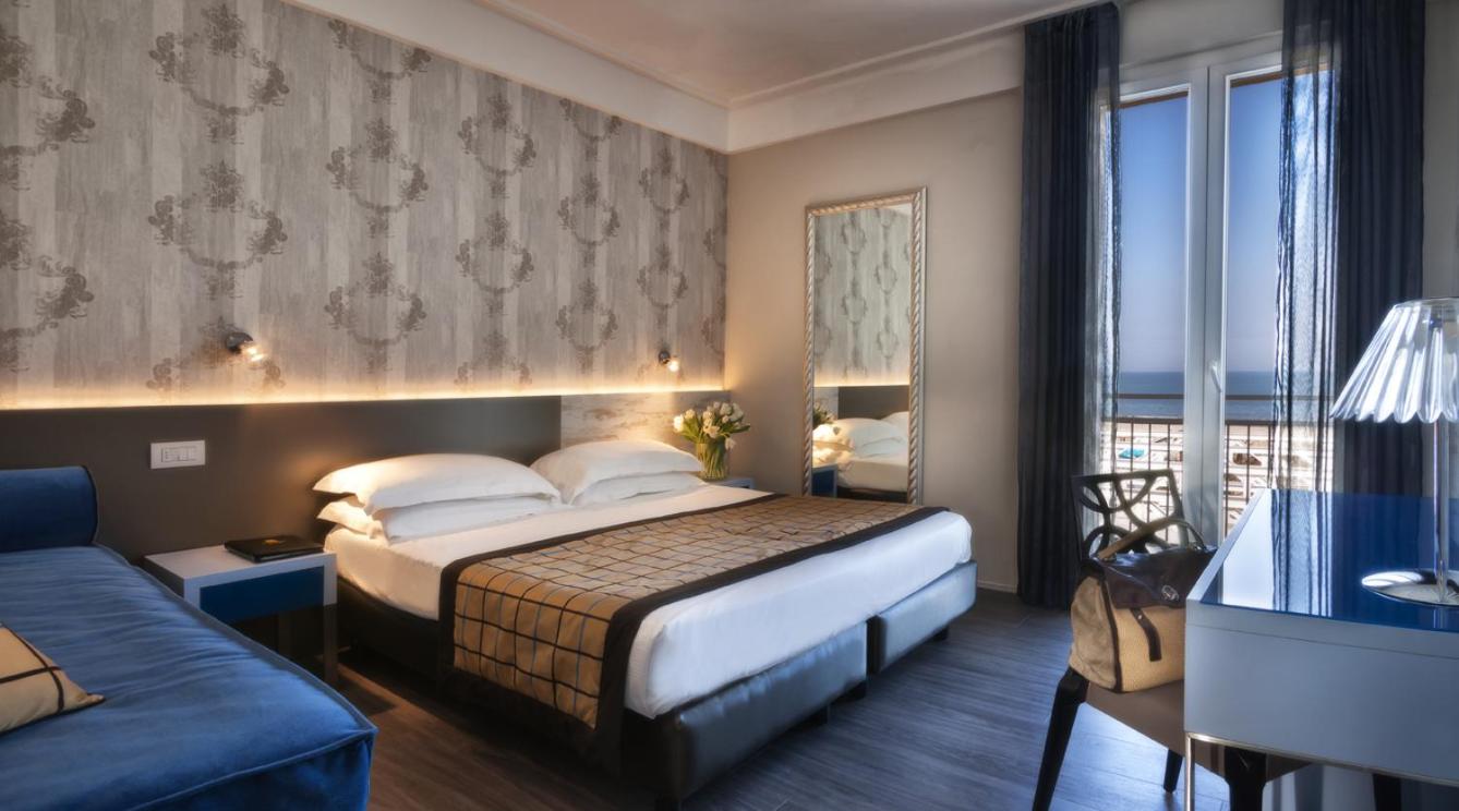 COMFORT, TRIPLE, SEA VIEW