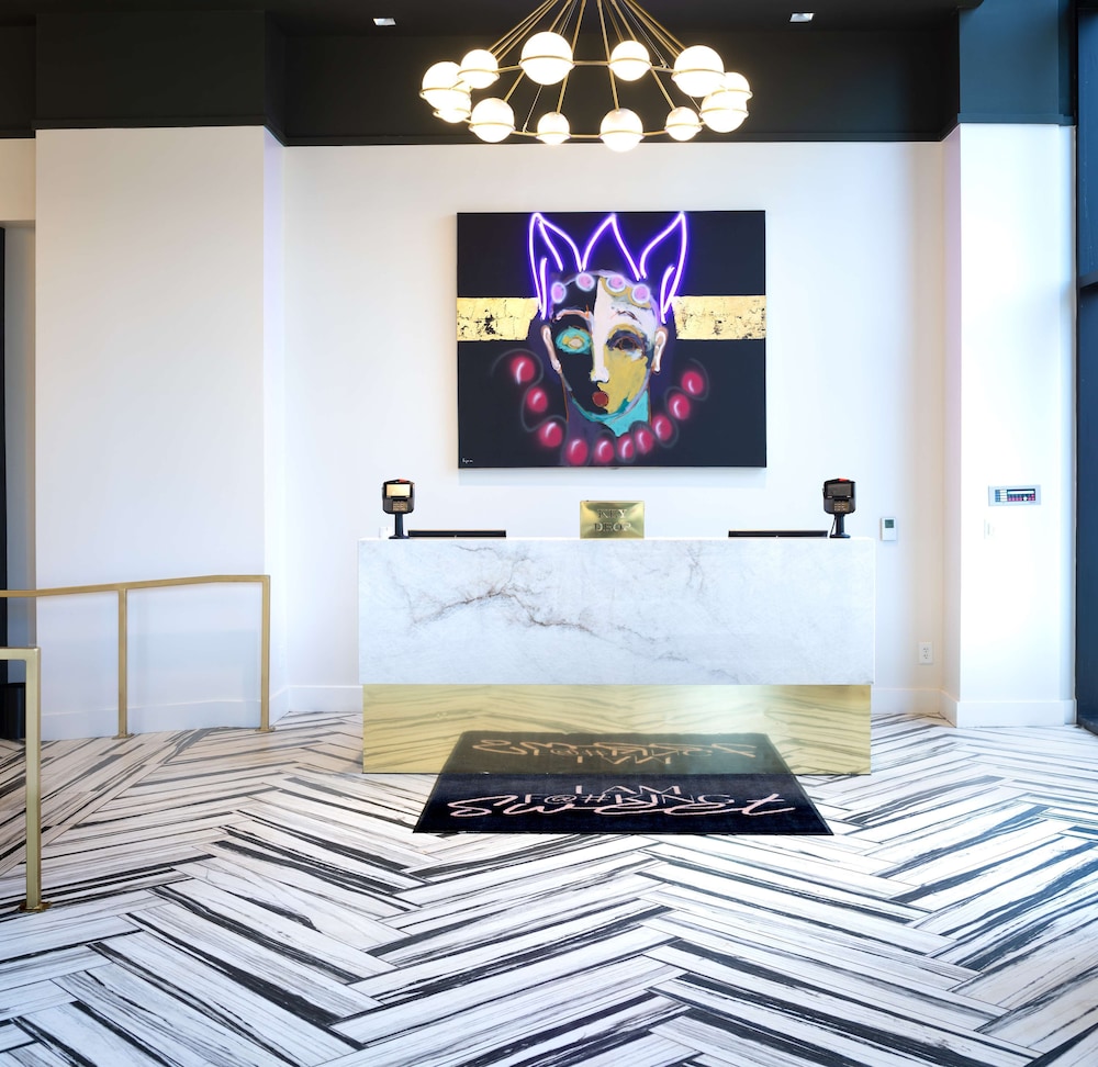 The Kelly Birmingham, Tapestry Collection By Hilton 24/56