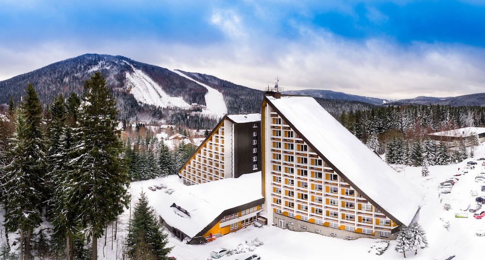 Orea Resort Sklar 18/69