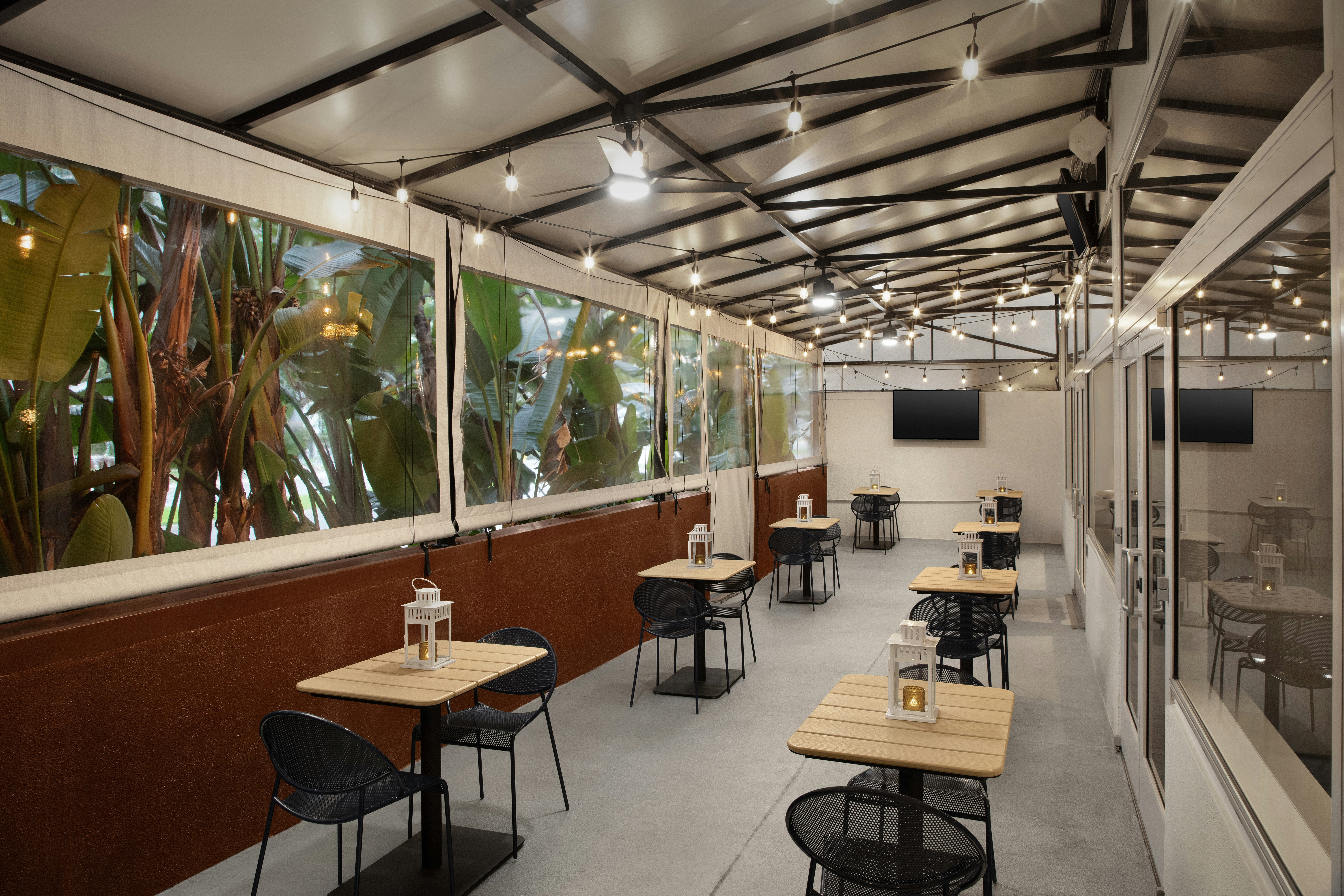 DoubleTree by Hilton Hotel LAX - El Segundo 55/84
