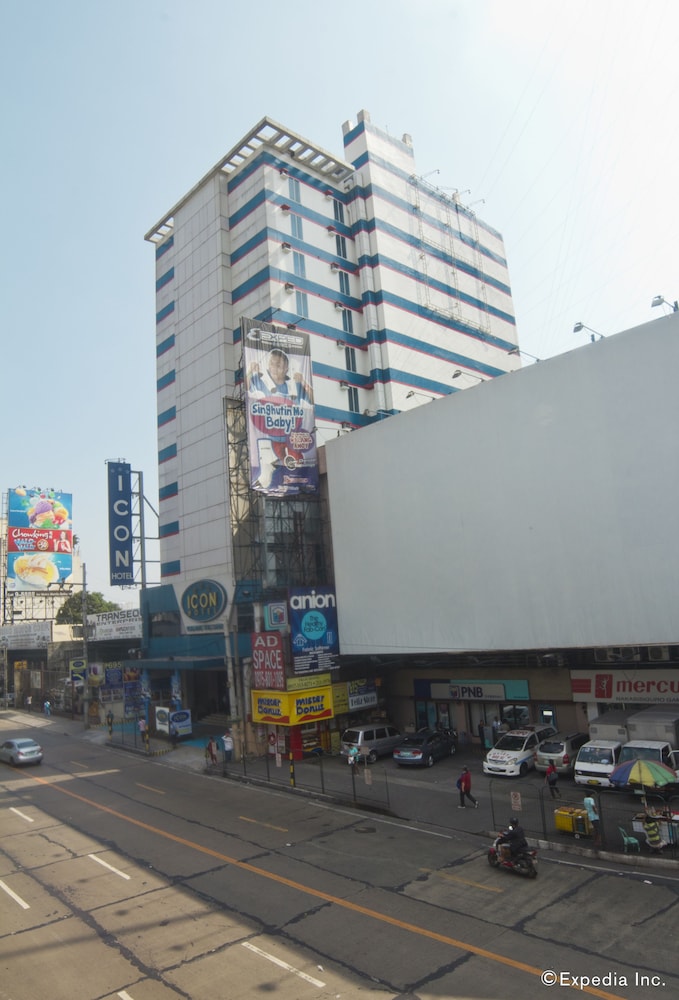 Icon Hotel North Edsa 35/65