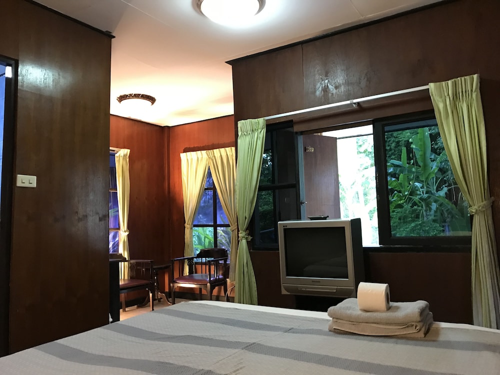 Sunrise Bungalow 14/50