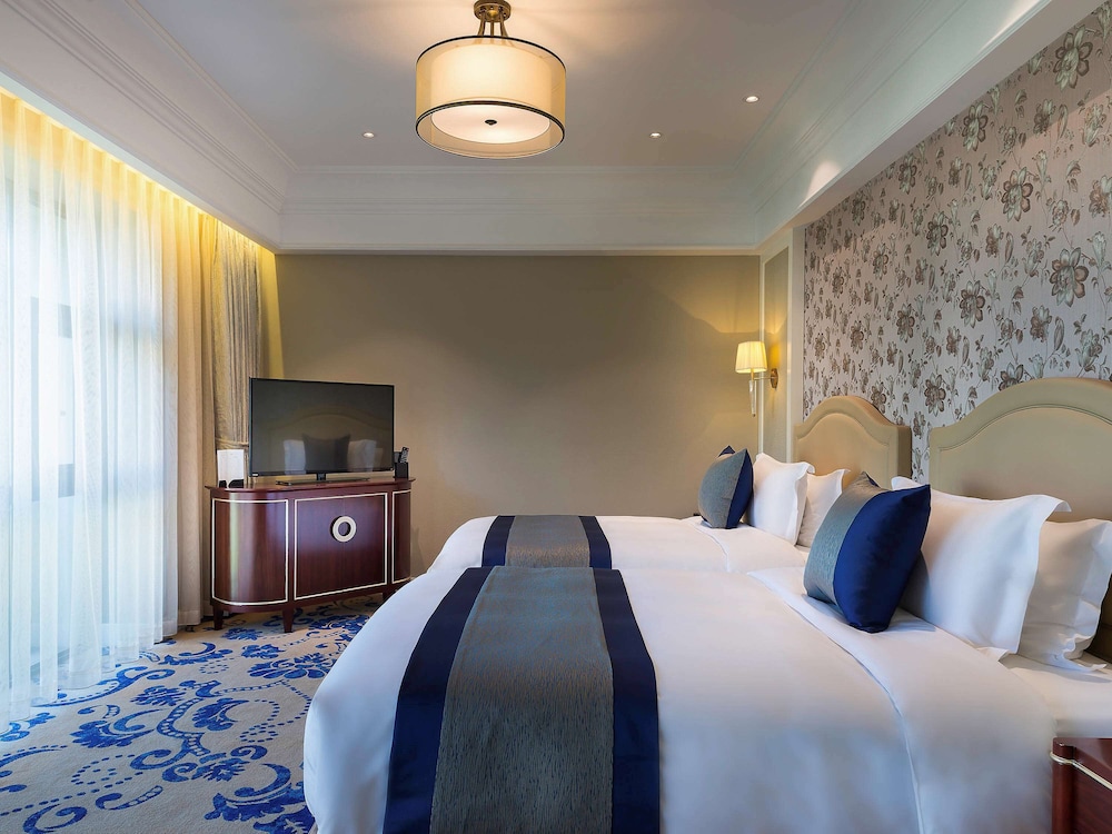 Pullman Tangshan Hotel 9/49