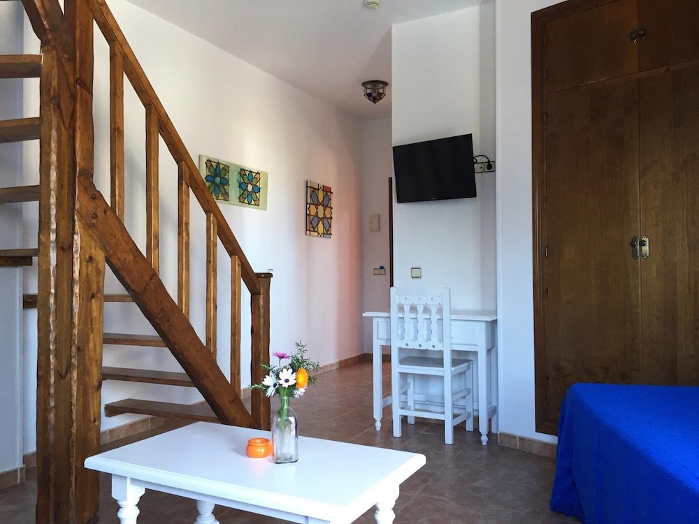 Hostal Alhambra 26/50