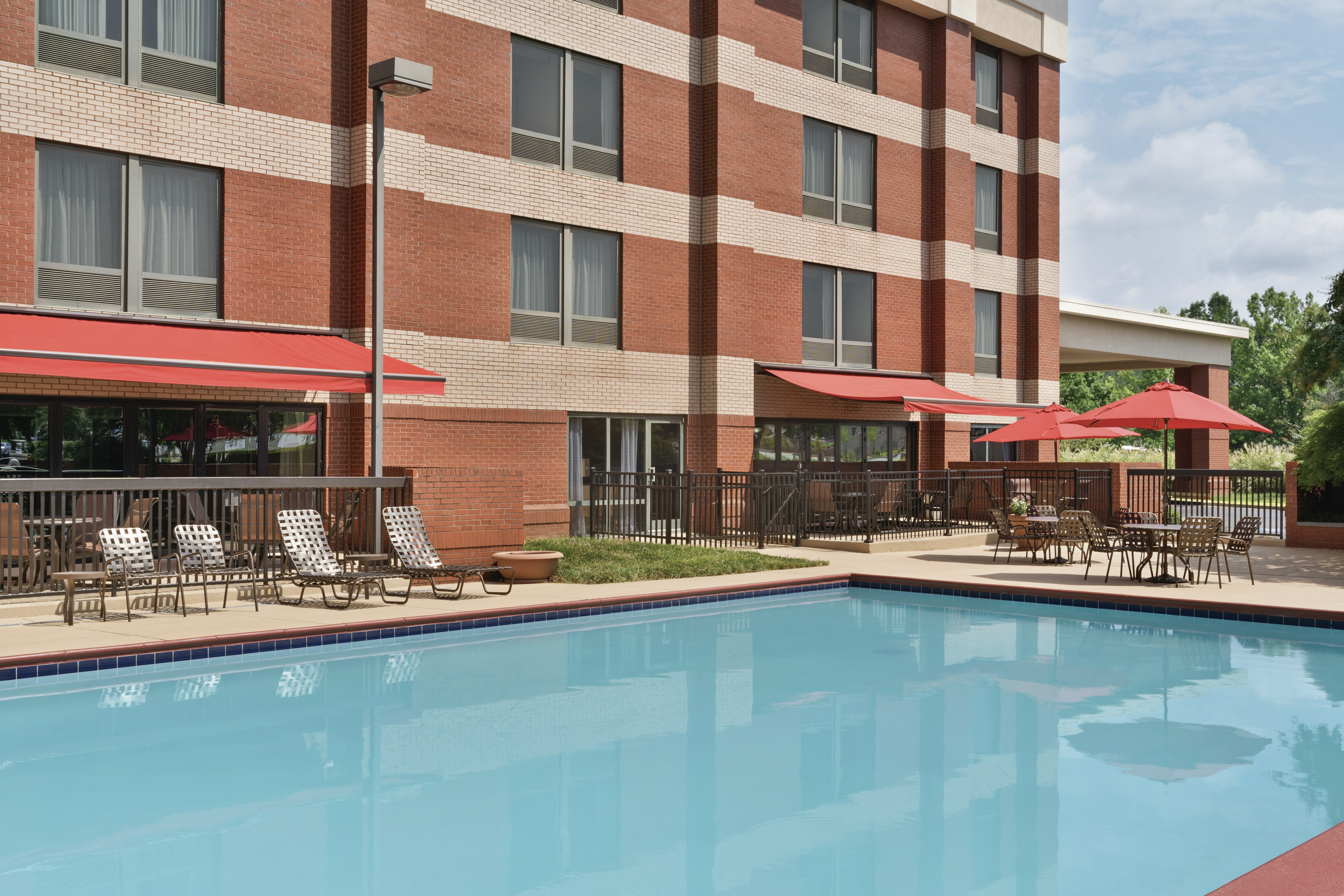 Hampton Inn Atlanta Stone Mountain 5/41