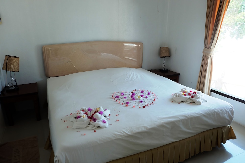 Samed Cliff Resort 33/68