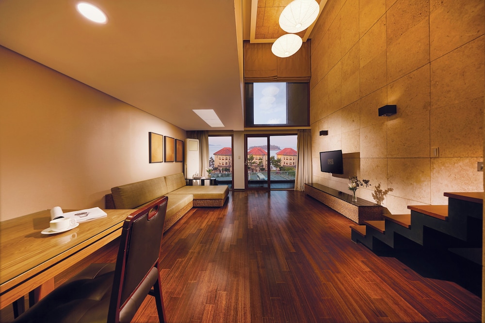 El Dorado Resort 34/51