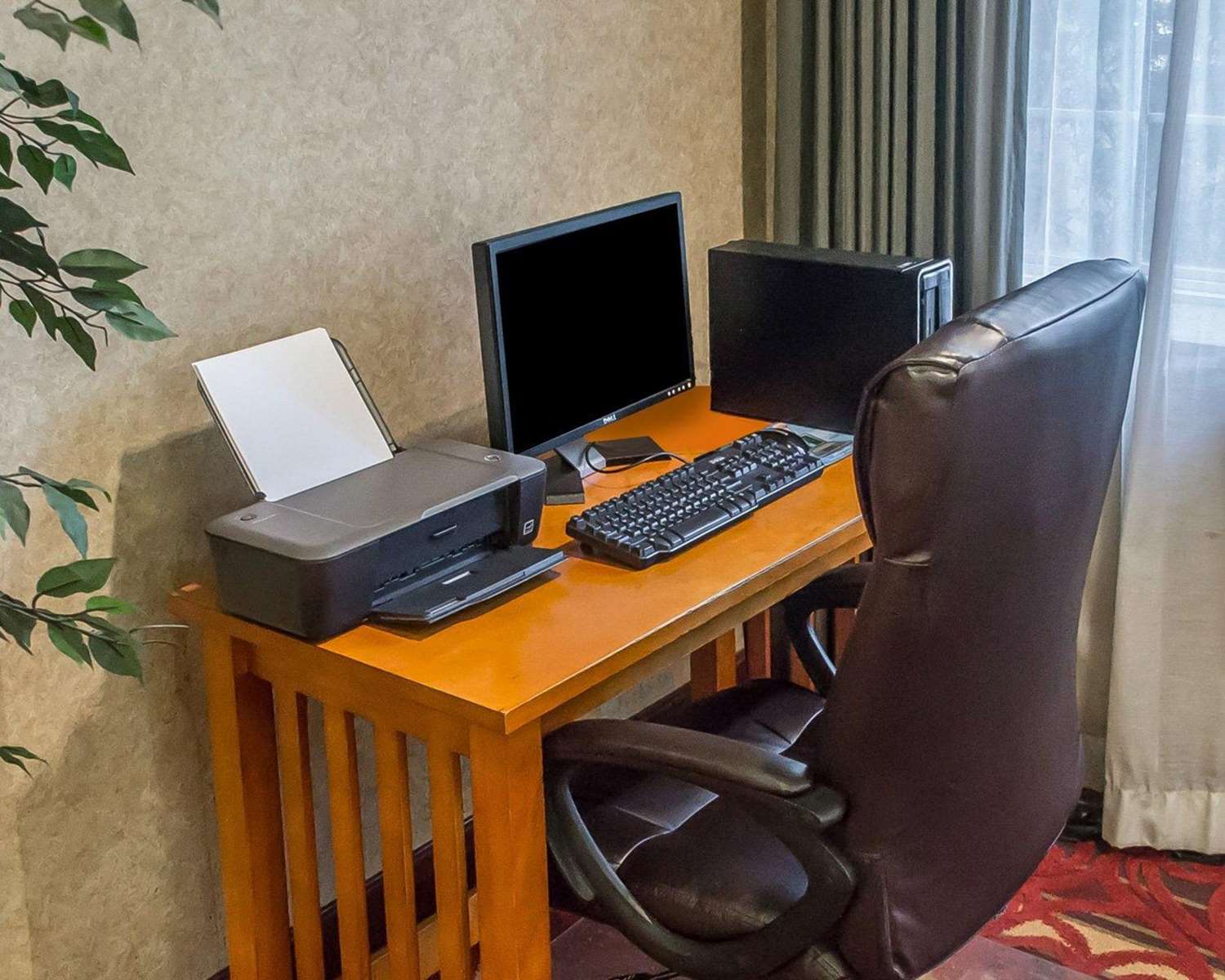 Days Inn by Wyndham Austintown 35/41