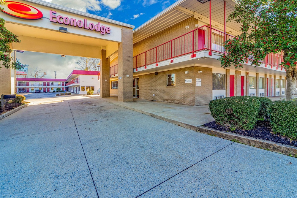Econo Lodge Meridian 6/28