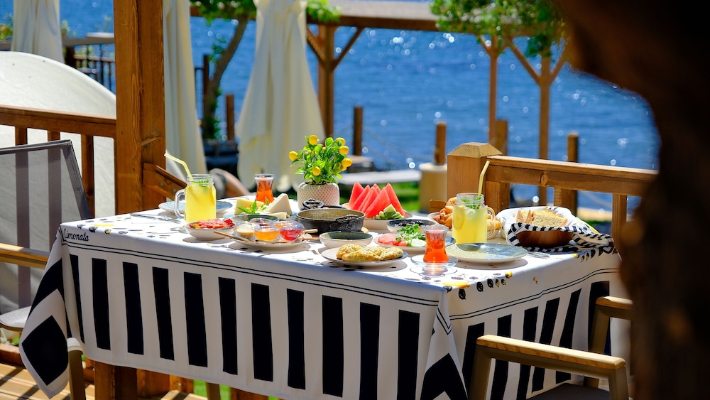 Limonata Butik Otel Assos 36/49