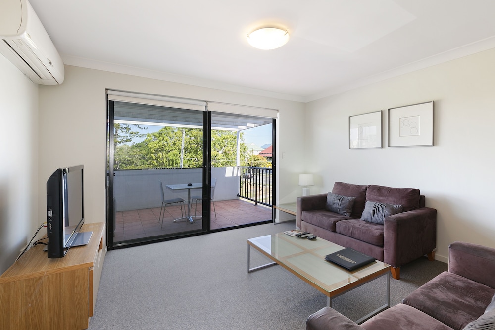 Parkview Apartments 22/45