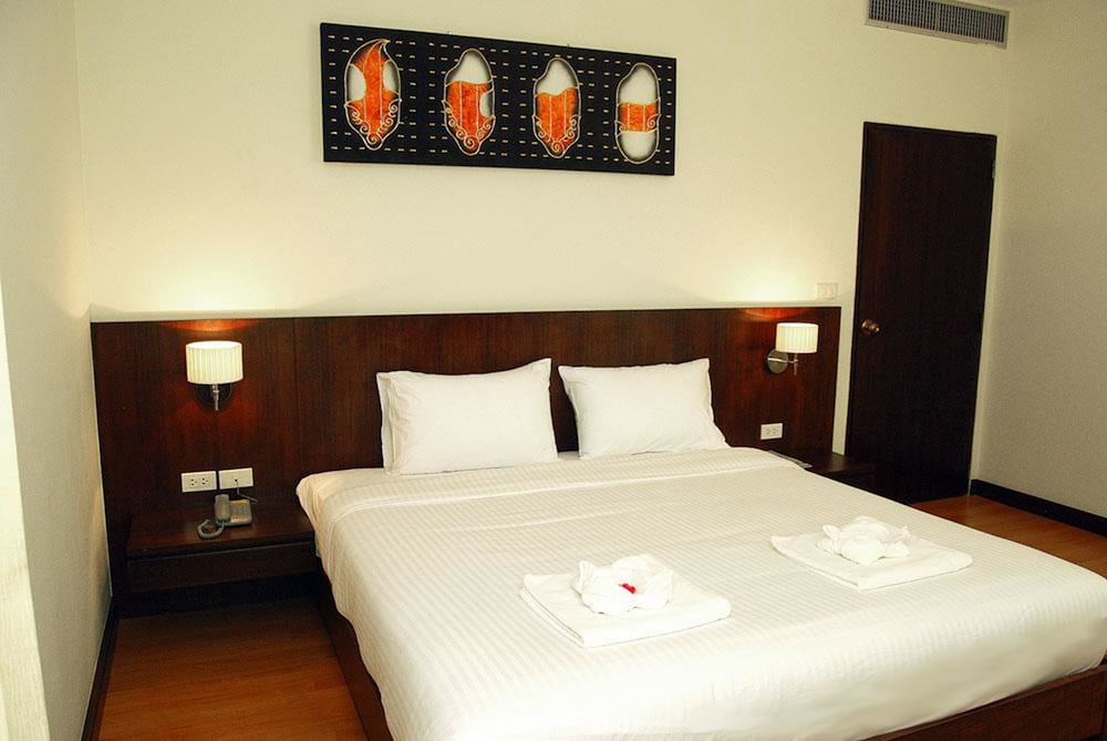 Grand Southern Hotel (SHA Certified) 8/21