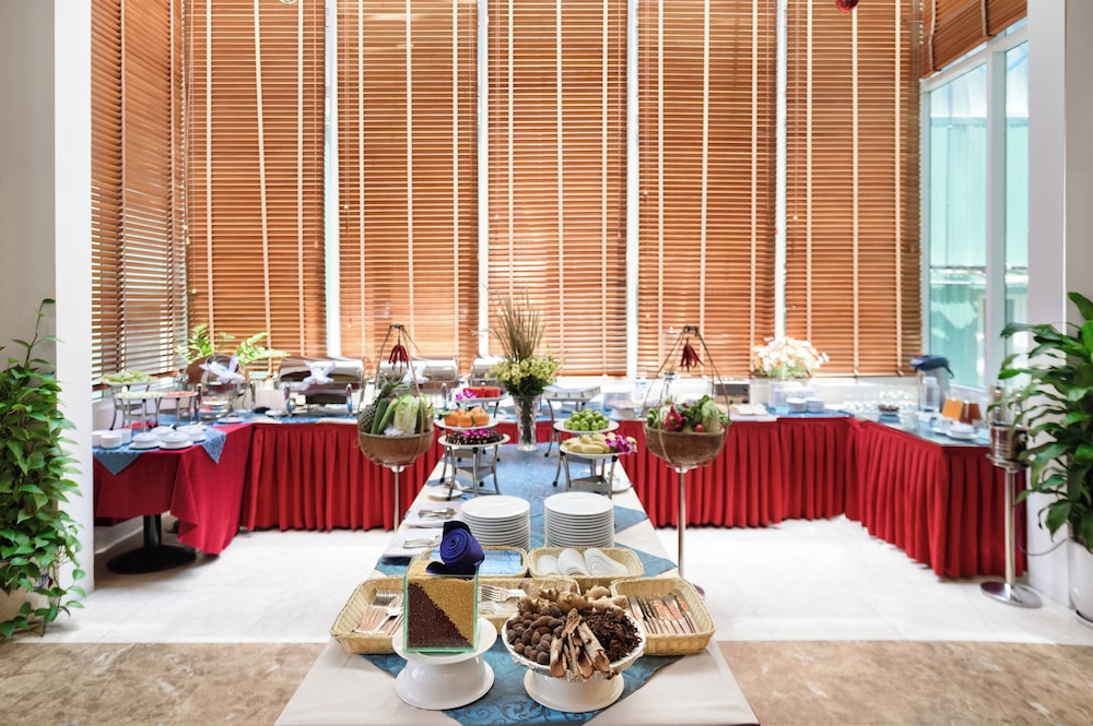 Da Nang Petro Hotel 45/71