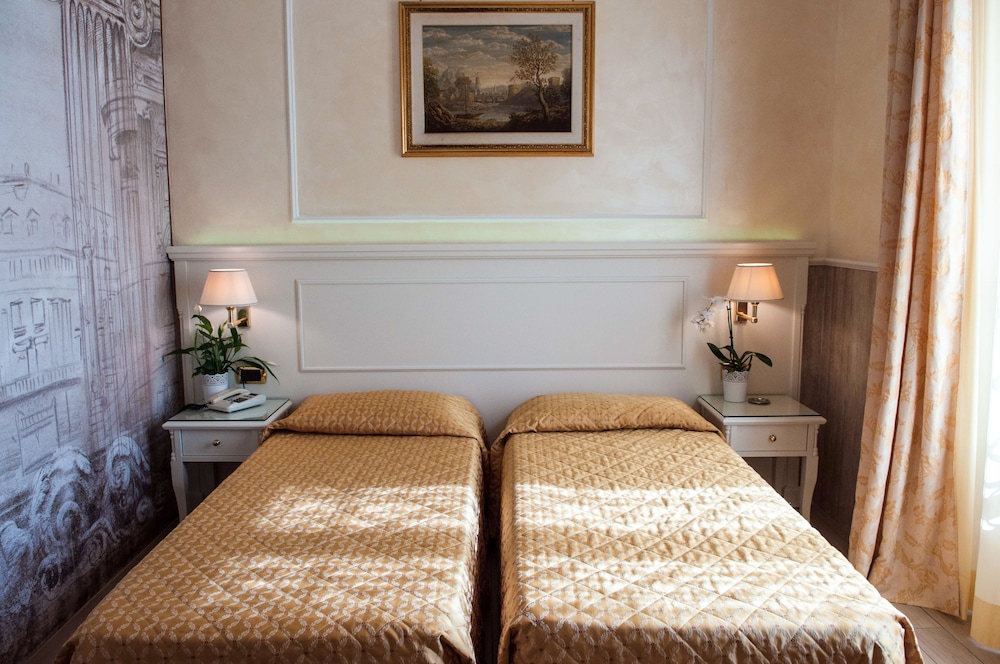 Hotel Palladium Palace 23/76