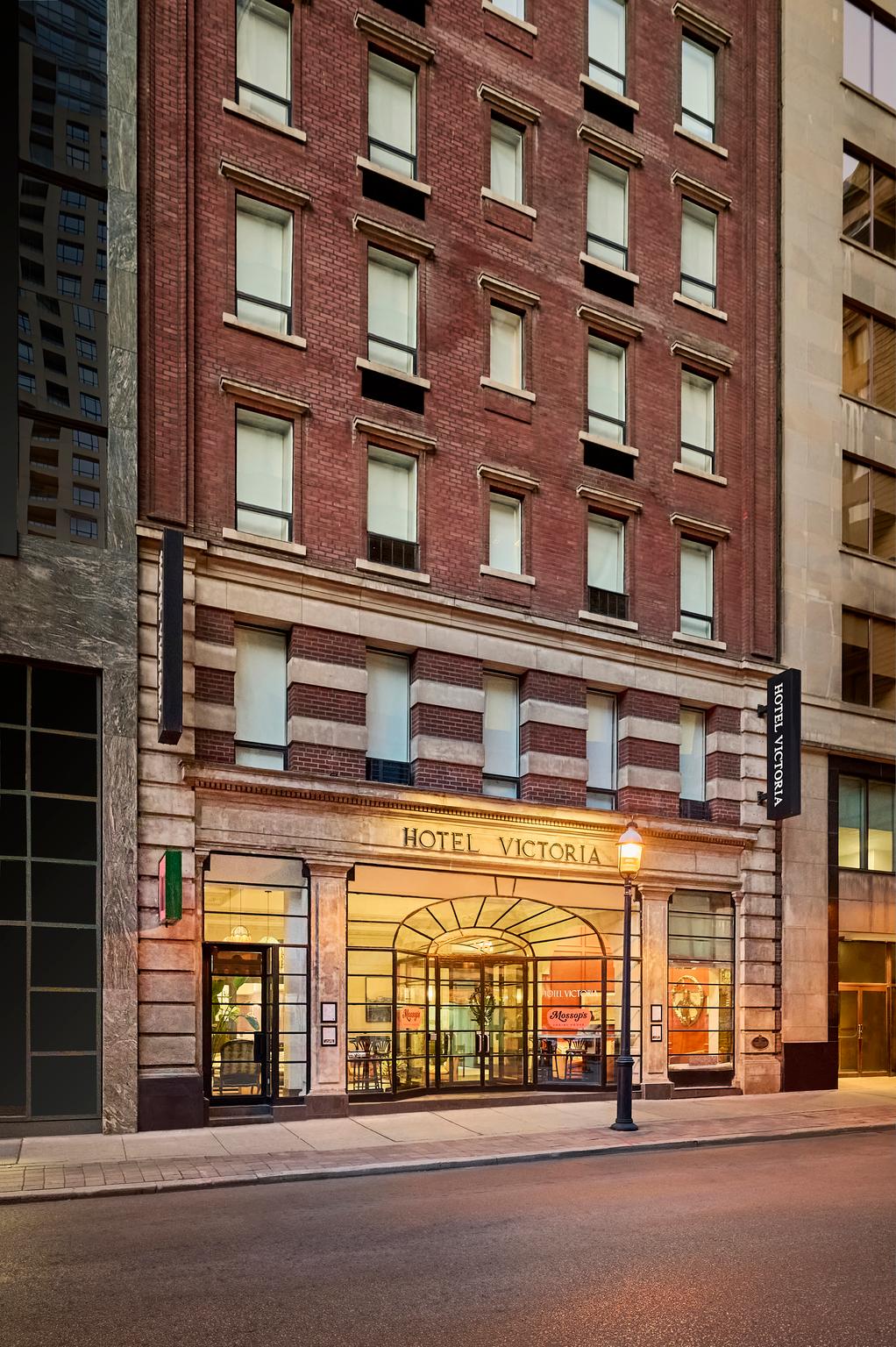 Hotel Victoria Toronto