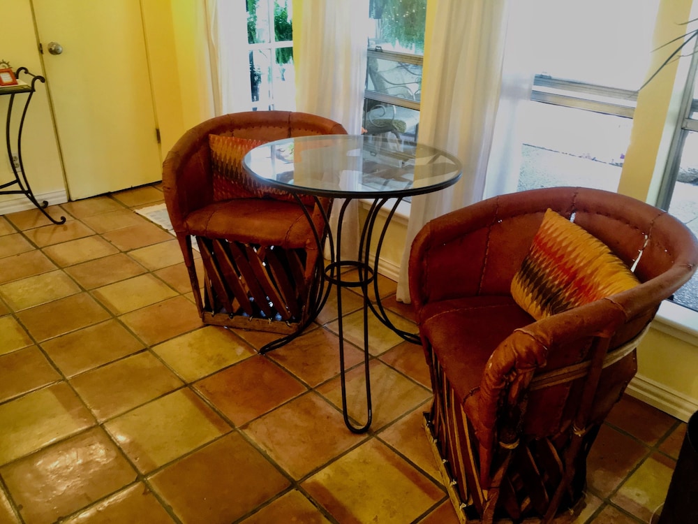 Casa Del Sol Bed And Breakfast 53/68