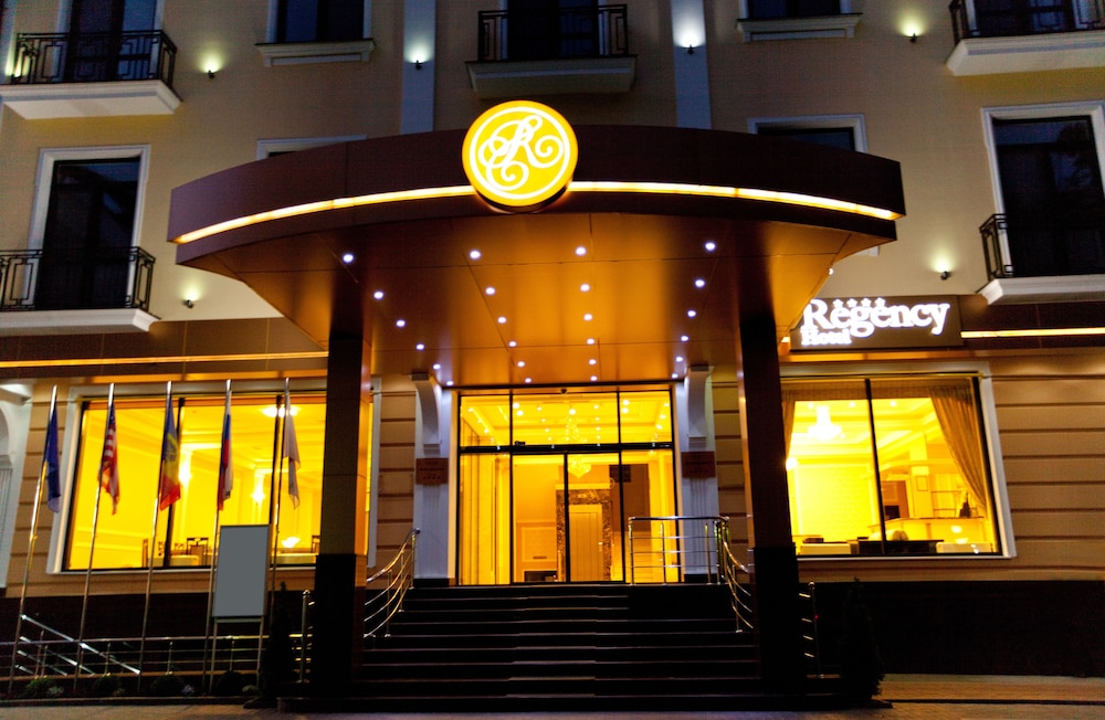 Regency Hotel 5/49