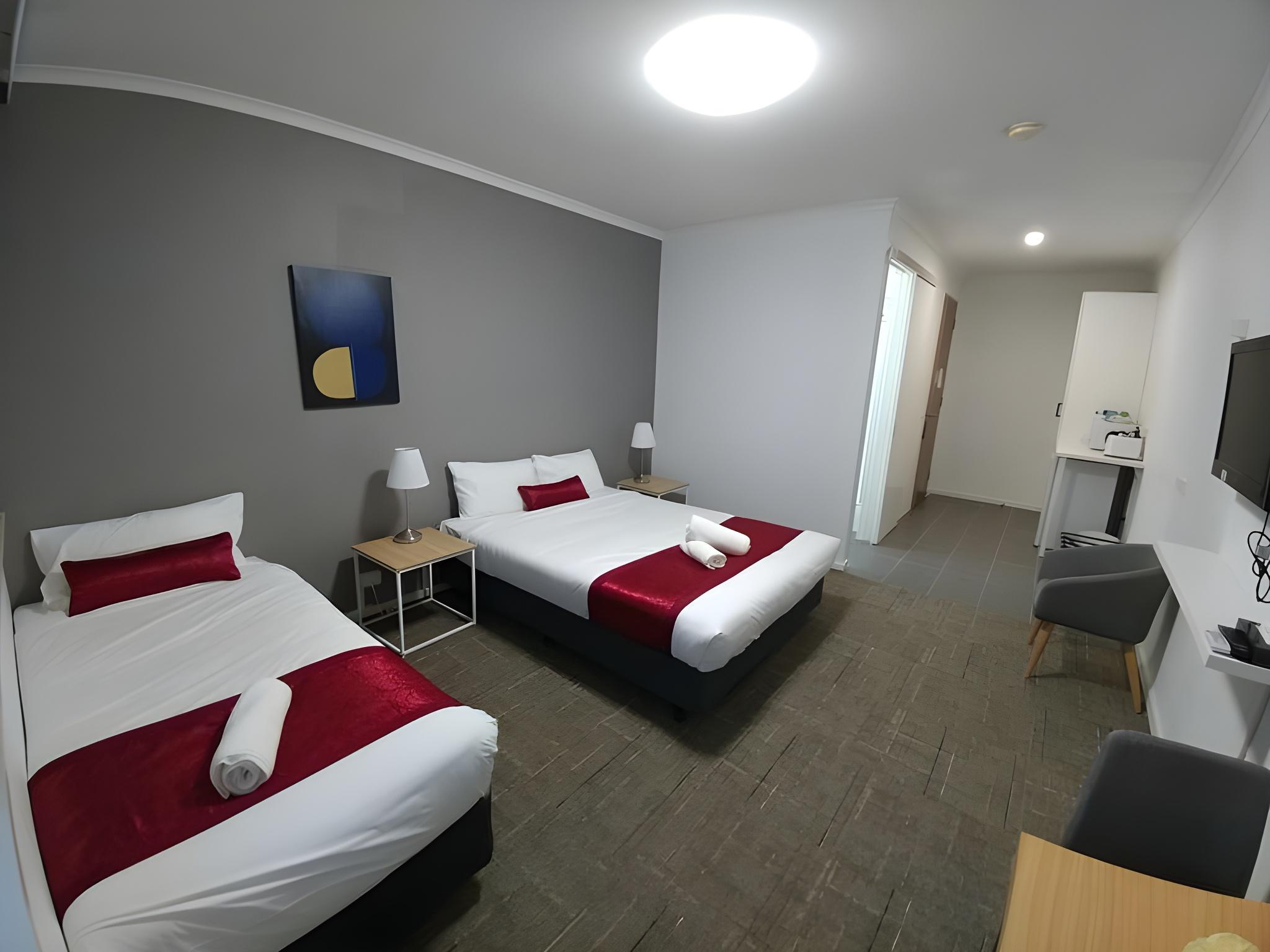 Shared, Twin Beds