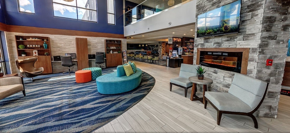 Holiday Inn & Suites Syracuse Airport - Liverpool 48/76