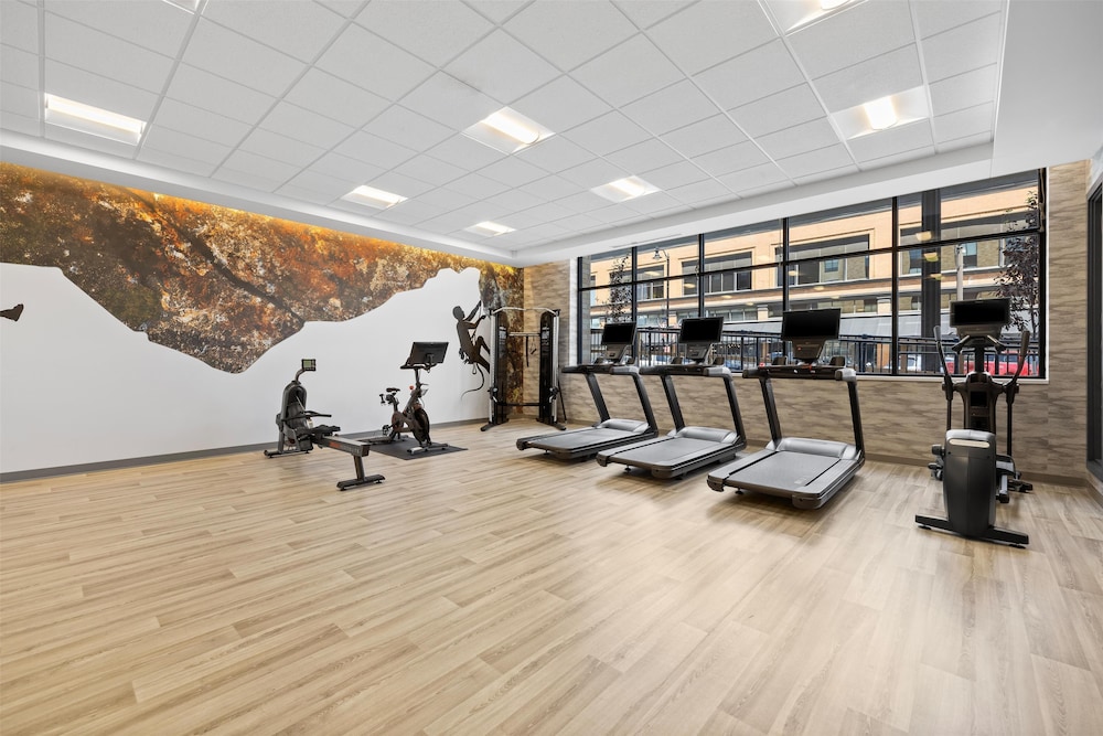 Hyatt Place Rapid City / Downtown 10/36