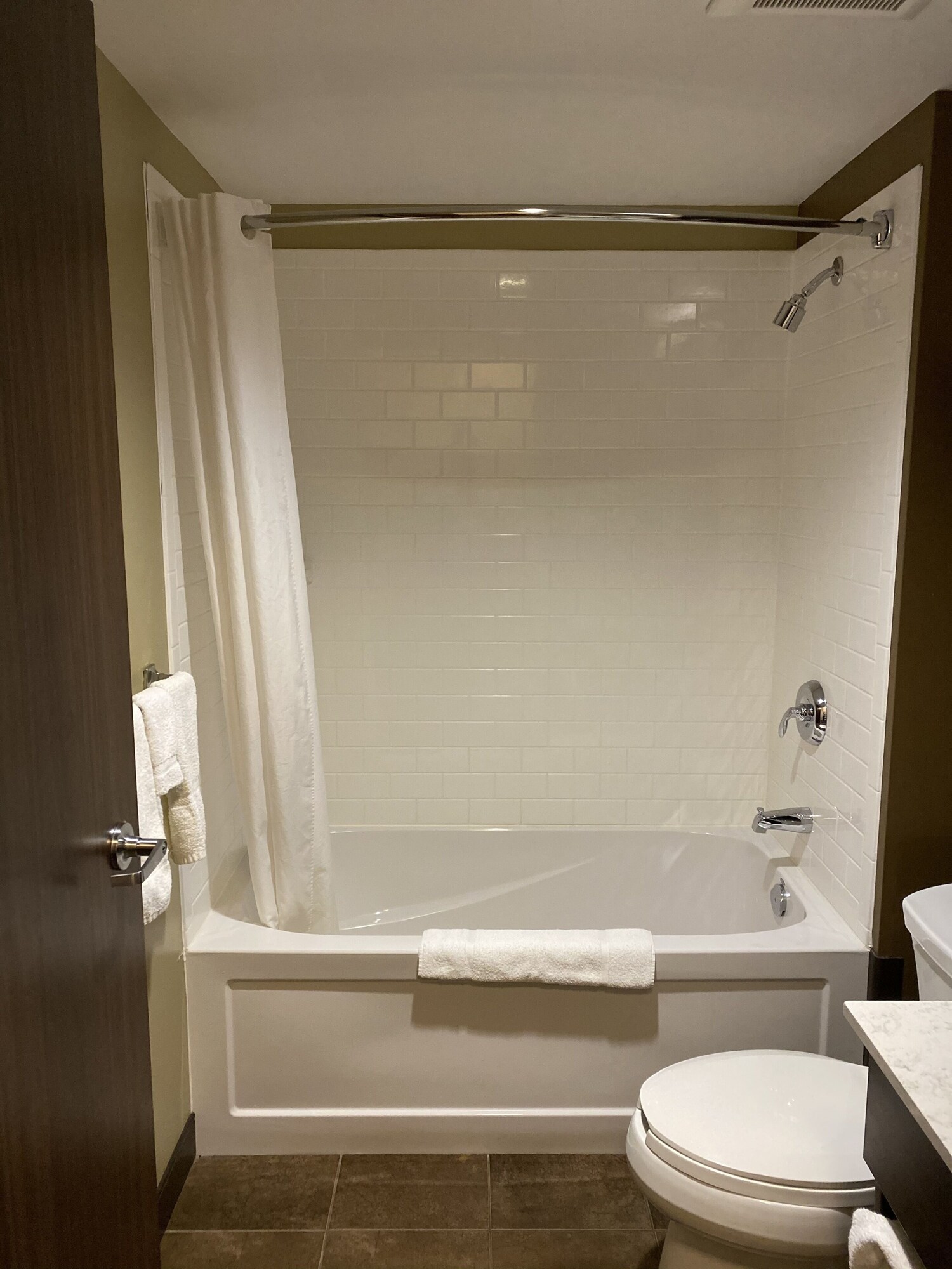 Standard, 2 Queen Beds, Accessible, Microtel Inn Suites By Wyndham Timmins 9/10