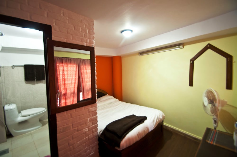 Siddhi Home & Restaurant 32/45