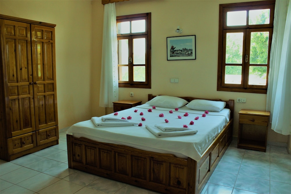 Adilan Villas and Apartments 20/50
